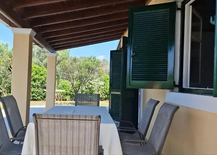 Villa Charming House