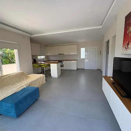 Charming House Villa *